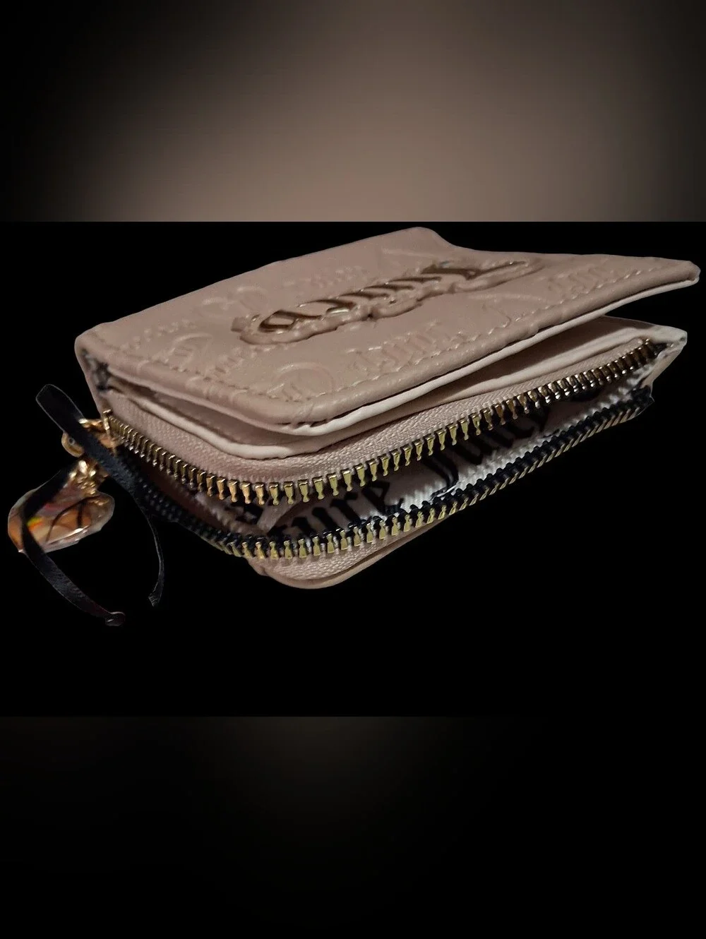 Womens Juicy Couture Snap Shut Wallet With Zippered Coin Pocket & Juicy Charm